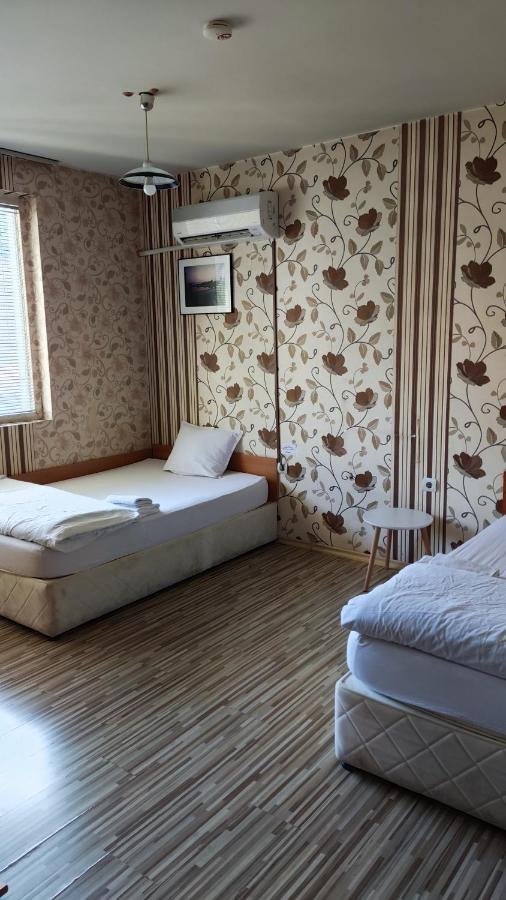 Pleven Rooms Extérieur photo
