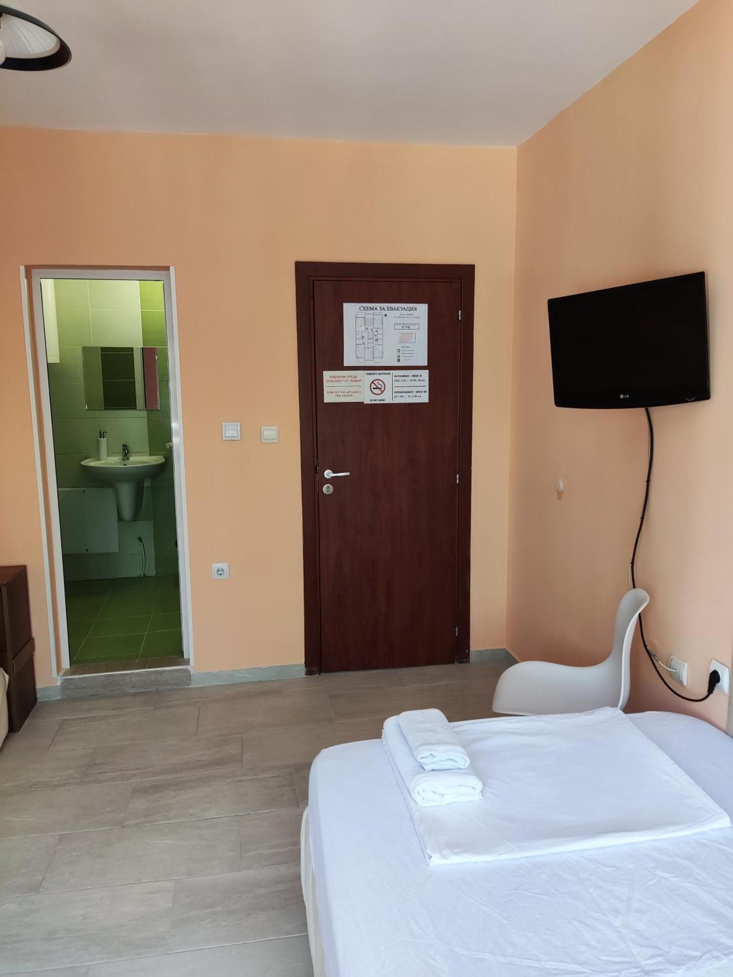 Pleven Rooms Extérieur photo