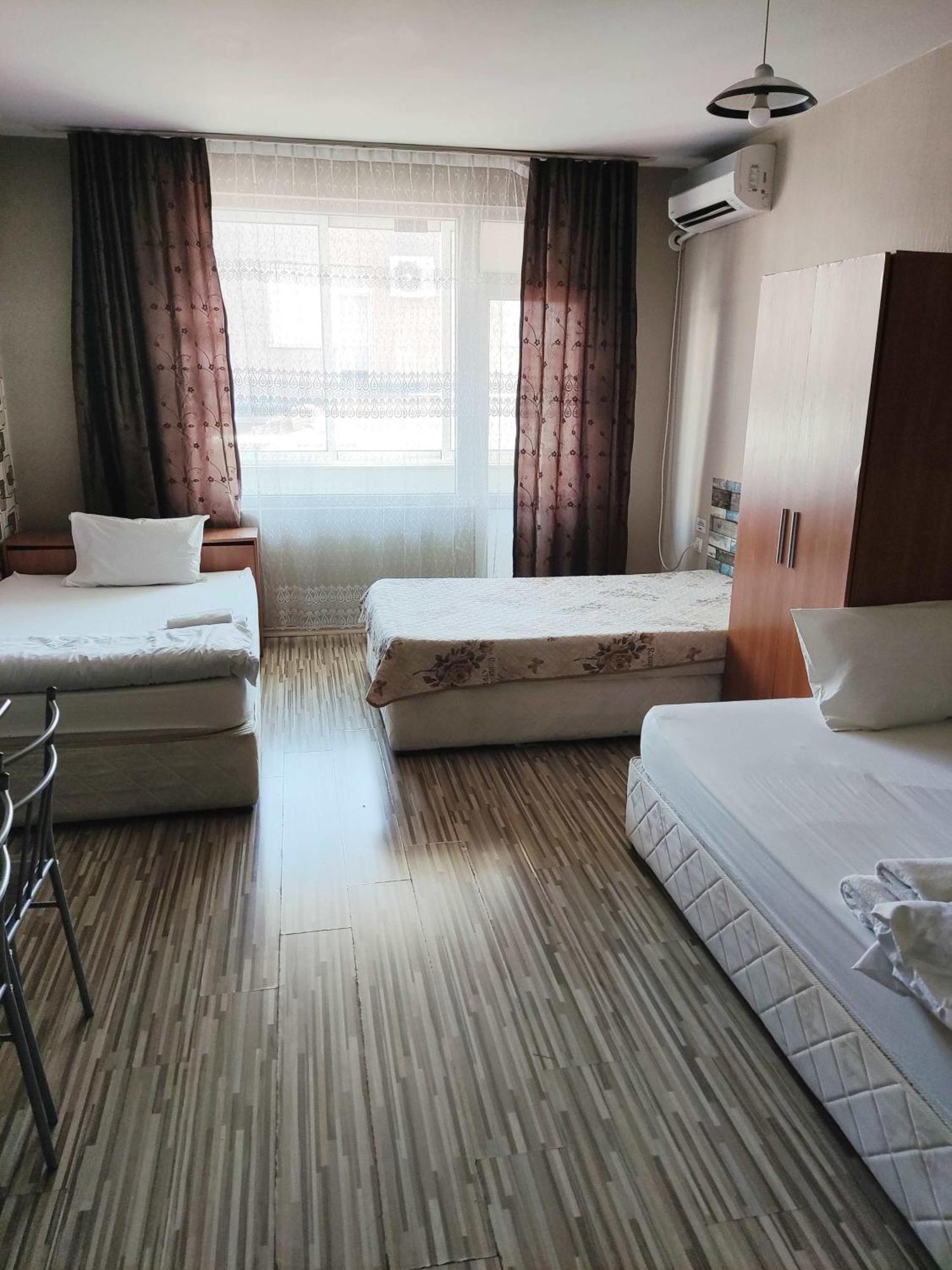 Pleven Rooms Extérieur photo