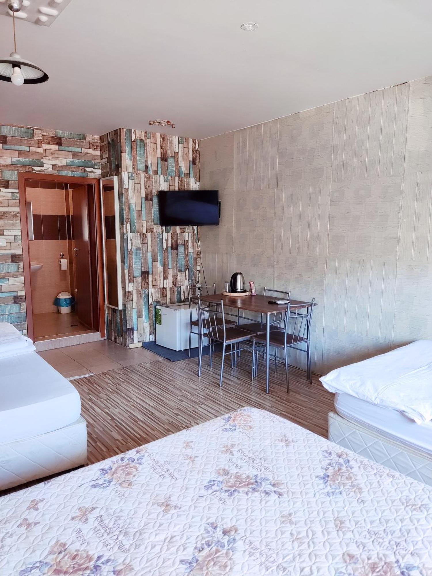 Pleven Rooms Extérieur photo